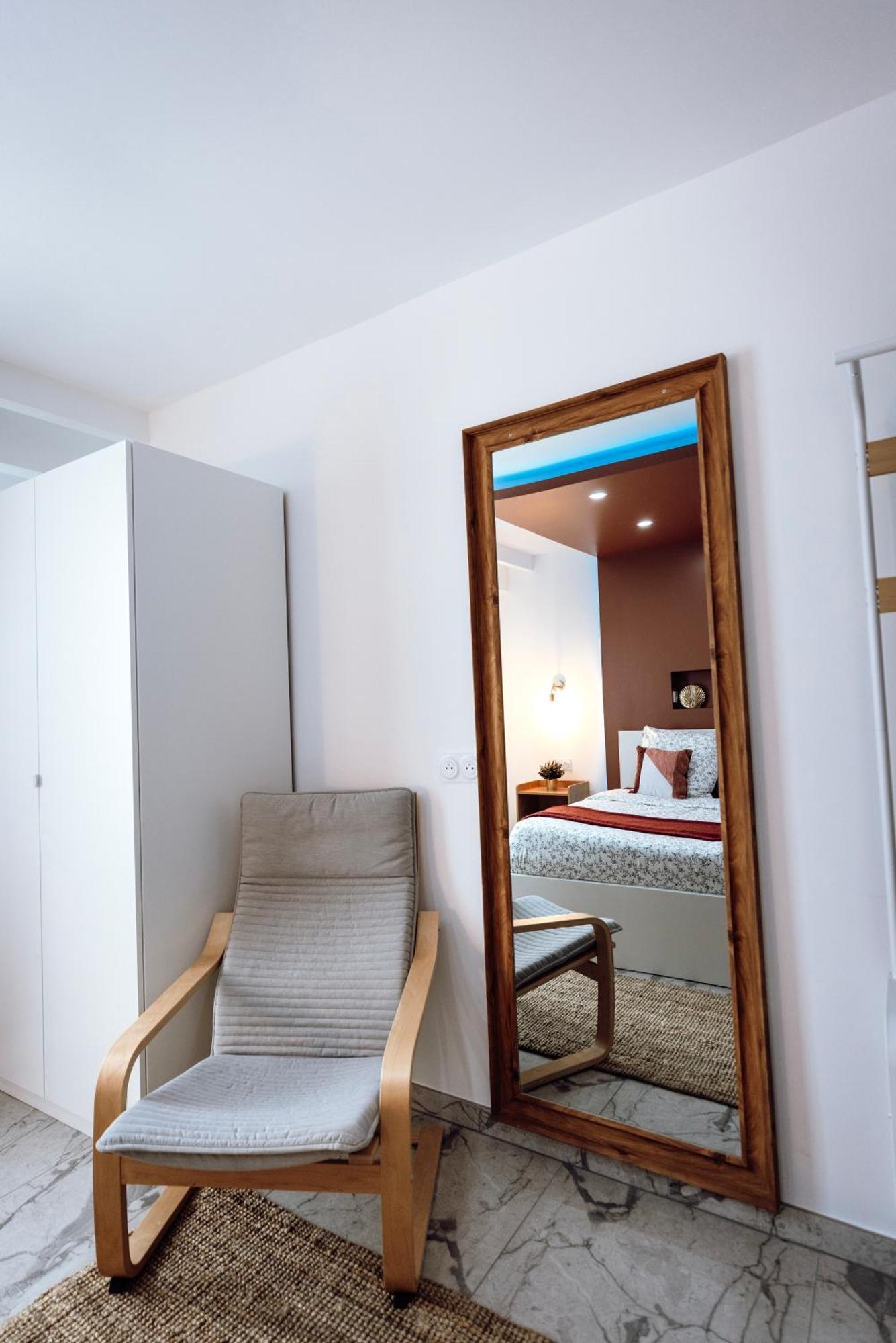 Prestige Lumineux Jacuzzi Parking Prive Appartement *