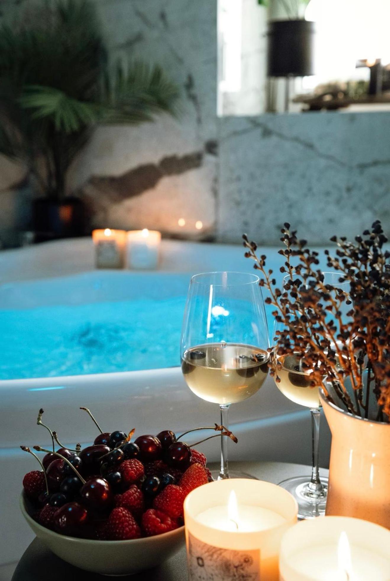 Prestige Lumineux Jacuzzi Parking Prive Mulhouse